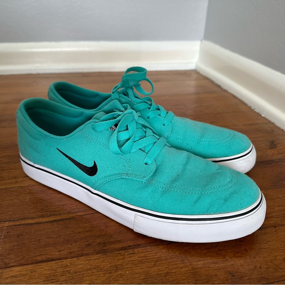 Nike SB Sneakers - Teal M11